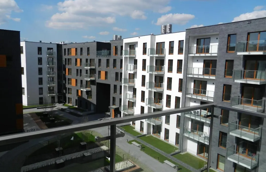 White Pearl Apartment & Free Parking-1